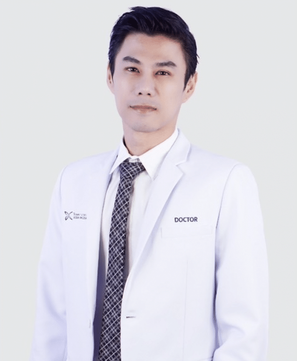 Dr.Jakrapong Detsomboonrat